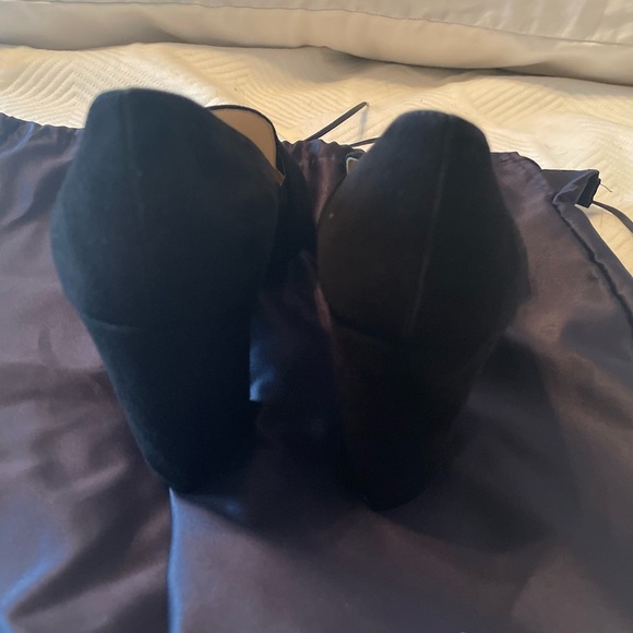 PRADA SUEDE POINTY TOE PUMPS - Picture 4 of 9